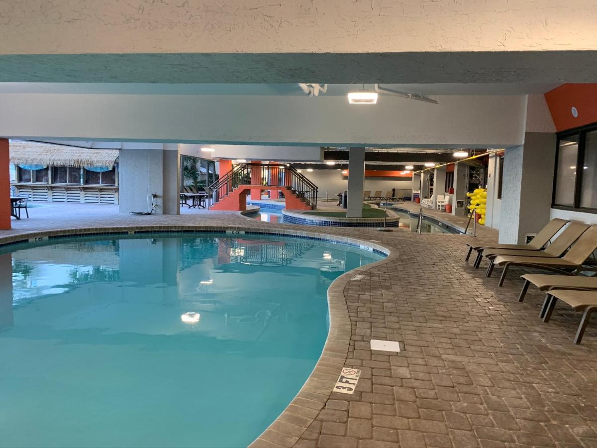 Shore Fun Oceanfront 1 Bedroom Apartment Myrtle Beach