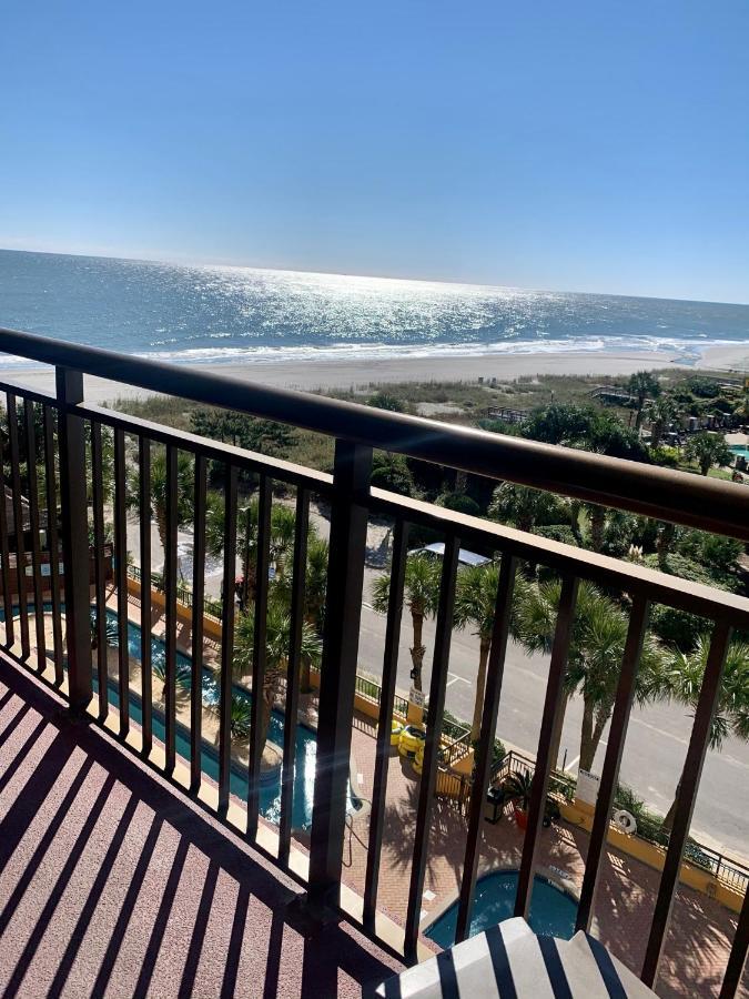 Gone Coastal. Apartment *