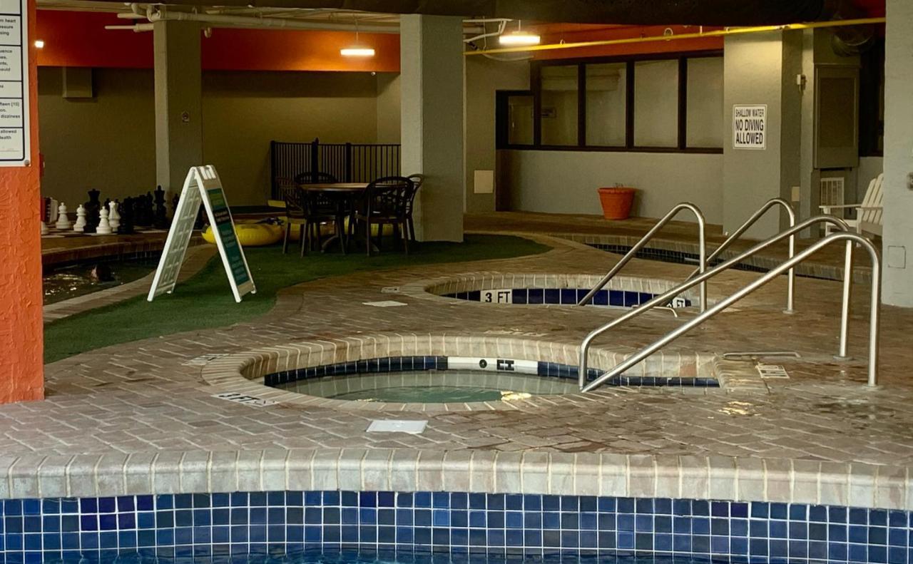 Shore Fun Oceanfront 1 Bedroom