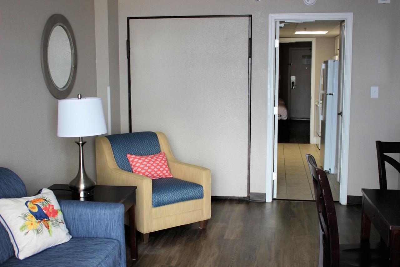 Paradise Found Oceanfront Apartment