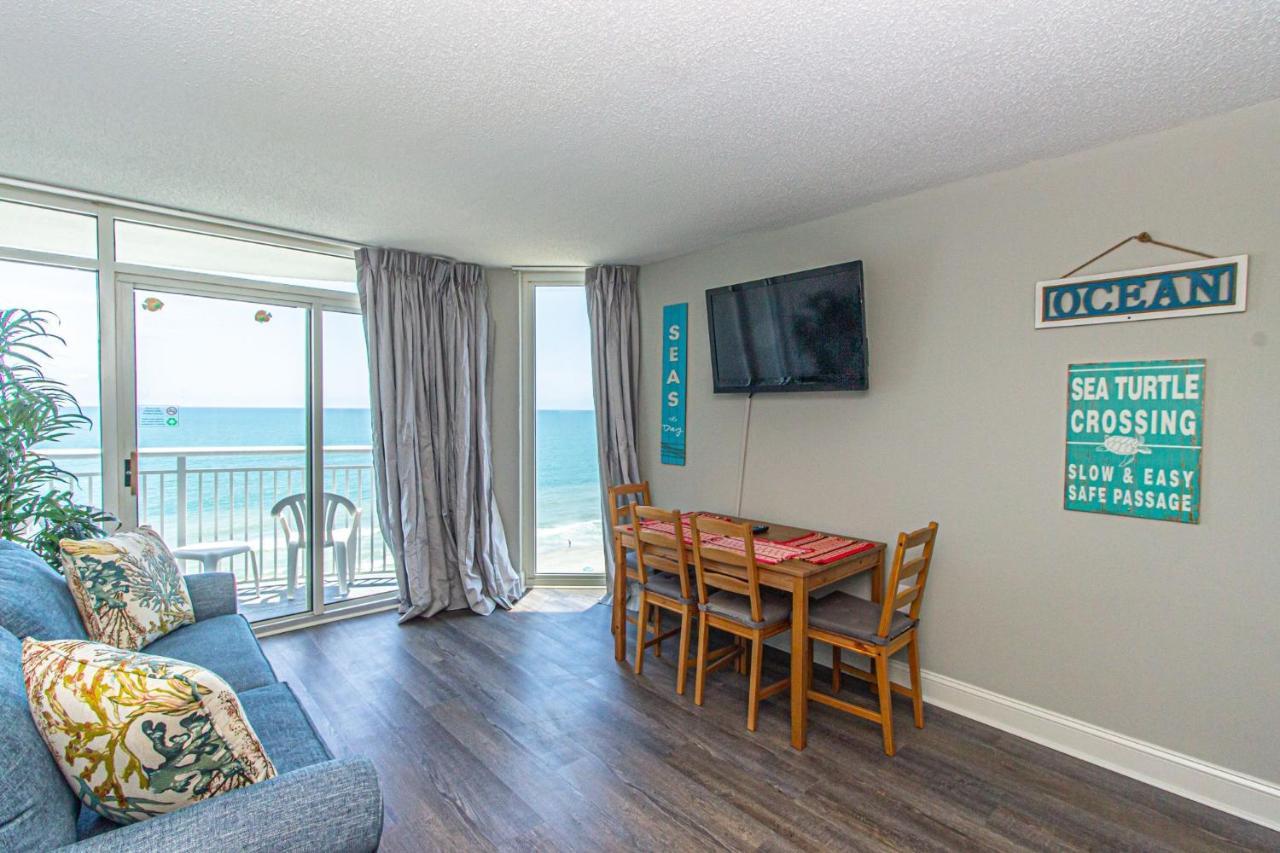 Holiday home Beautifully Decorated Direct Oceanfront 1 Bedroom 1 Ba Atlantica 1003 *