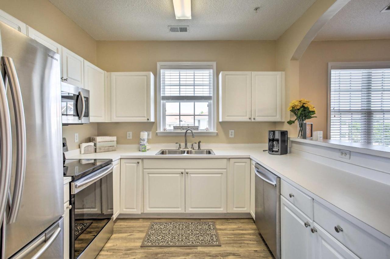 North Myrtle With Private Balcony!