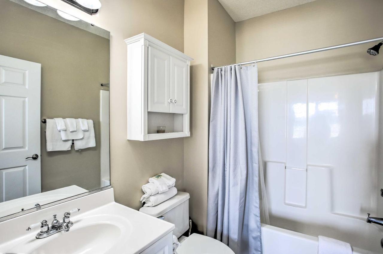 North Myrtle With Private Balcony! *