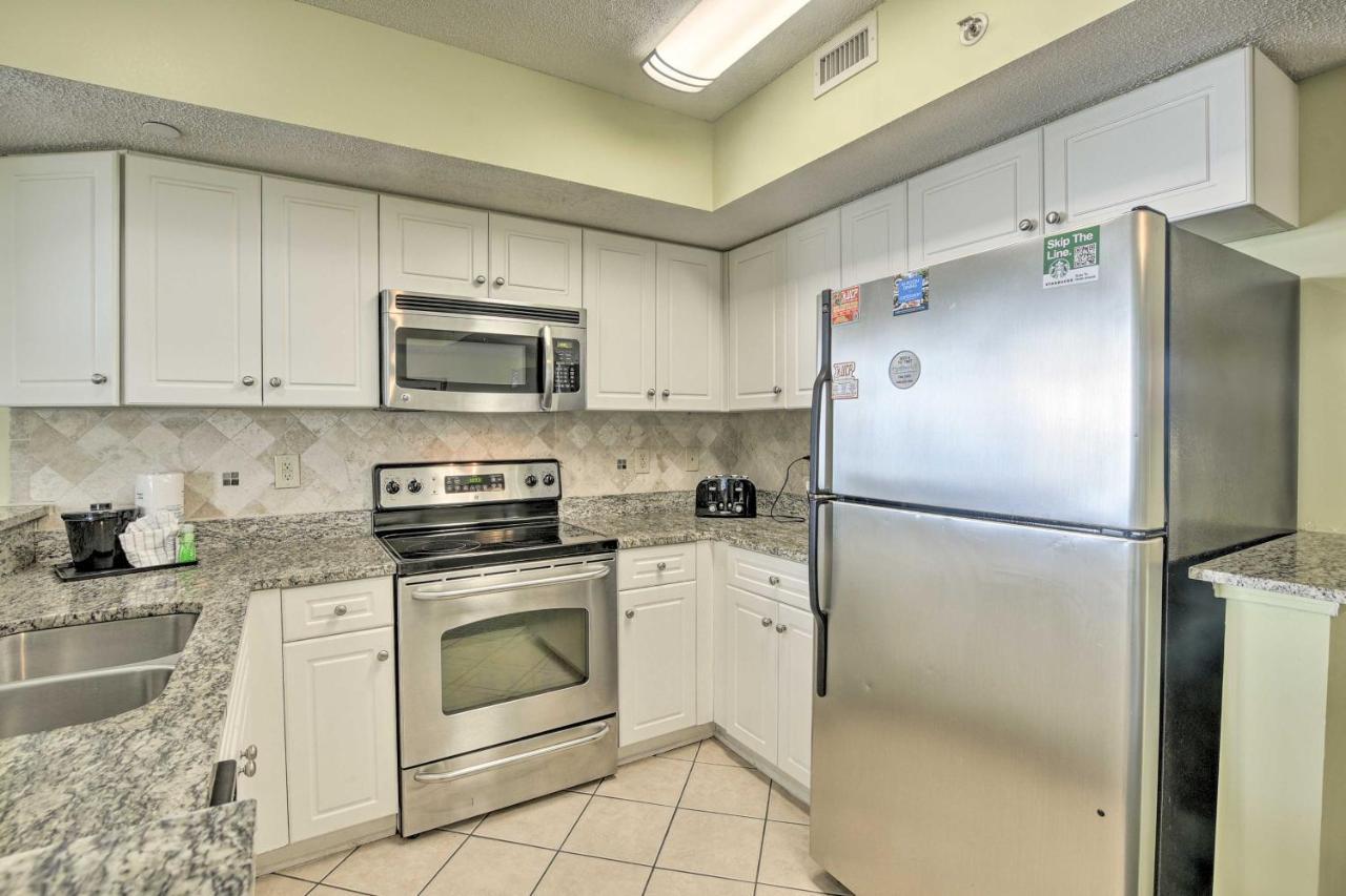 Apartment Vivid With Amenities! *