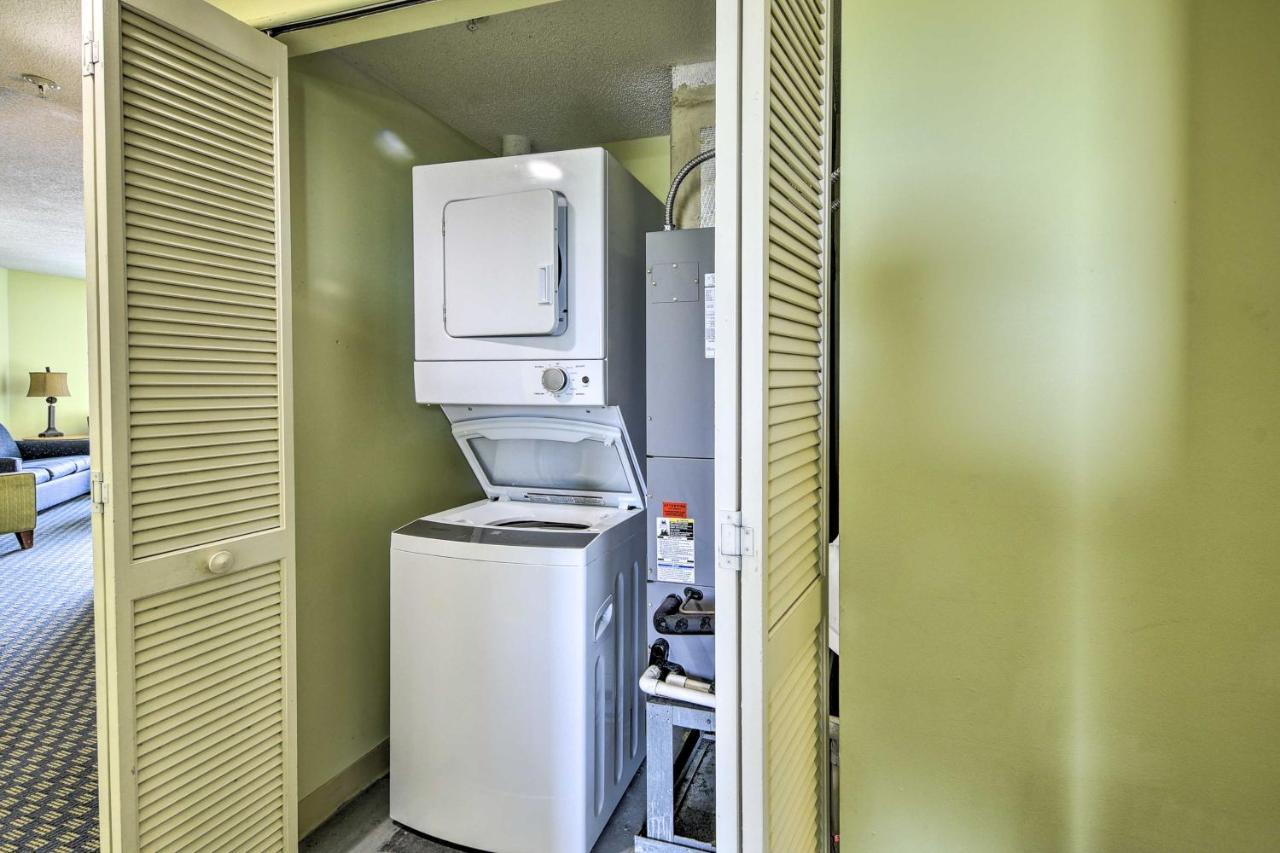 Vivid With Amenities!