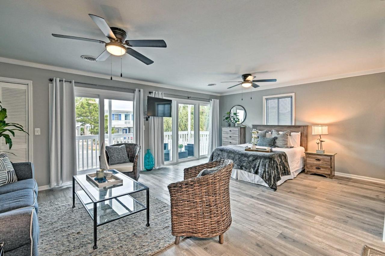 Apartment Surfside Couples Retreat With Balcony!