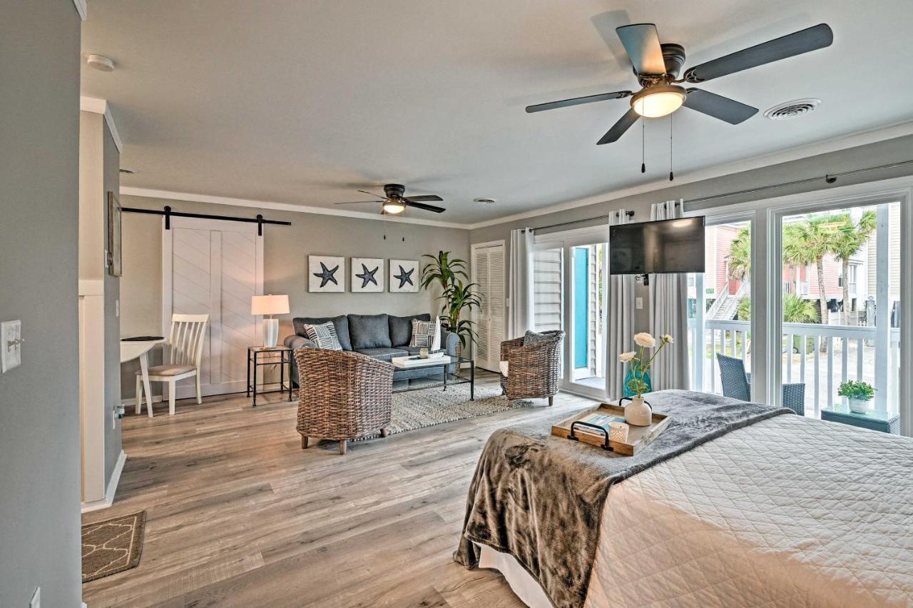 Surfside Couples Retreat With Balcony!