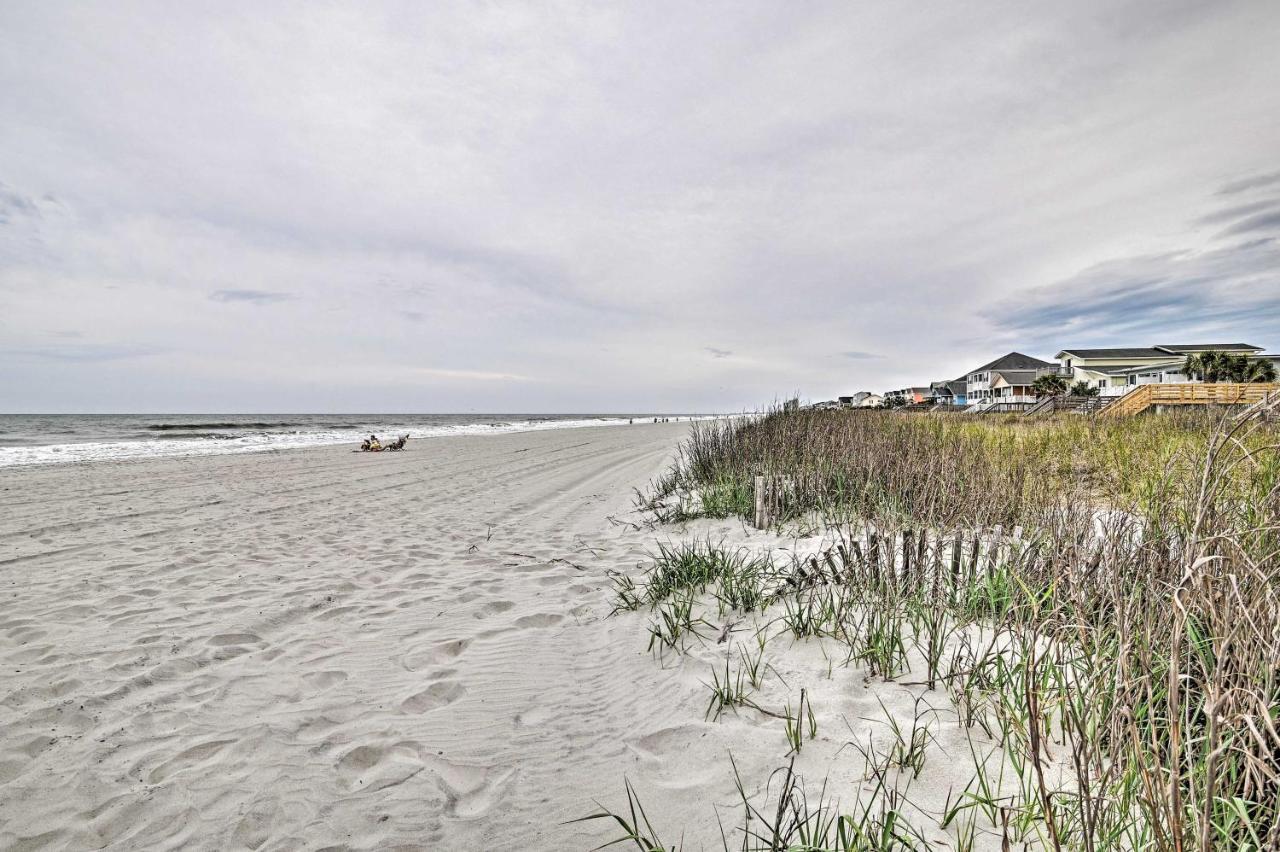 Surfside Couples Retreat With Balcony! *