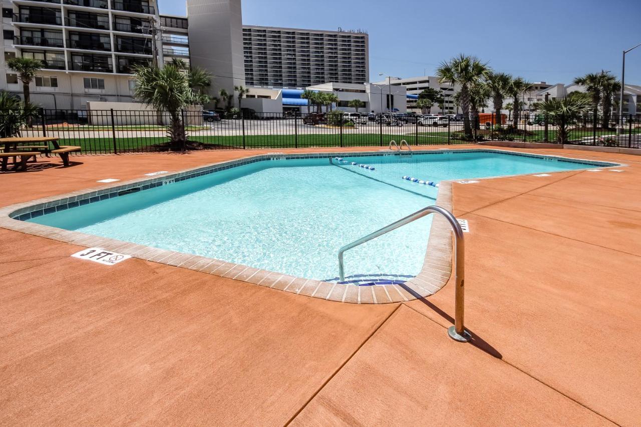 Dolphin Apartment *