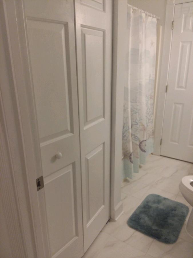 Apartment Arrowhead At Riverwalk-golf, Close To Beaches. Location!