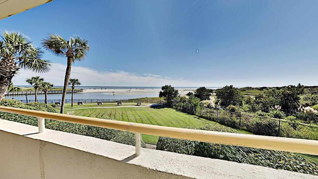 Onsite Putting Greens Southern Charm 2br