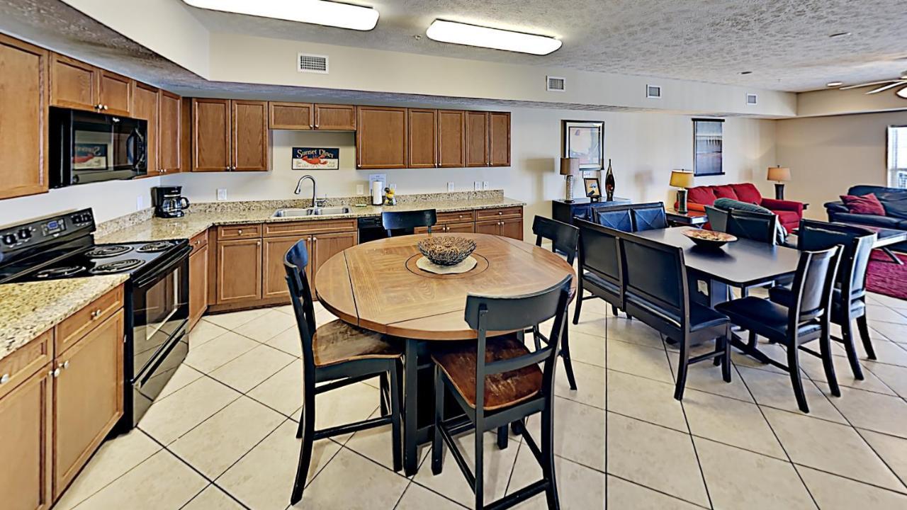 Zz Mb 201a 4br 3ba Second Row Condo!!!! Holiday home *
