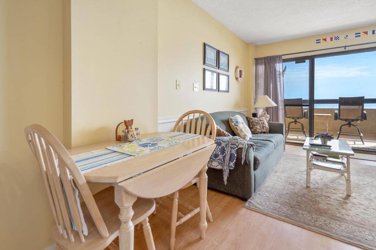 Holiday home Sea Pointe 306 *