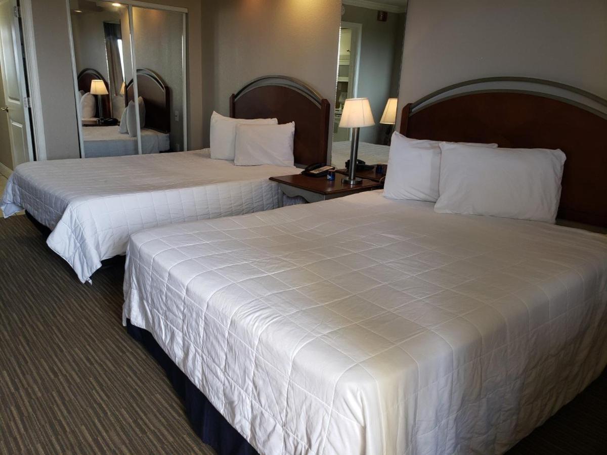Oceanfront Double Queen 1 Bedroom Caravelle 1137 Myrtle Beach