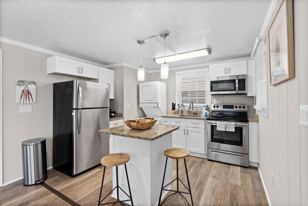 Apartment Viagem Bright 2br With Patio And Parking *