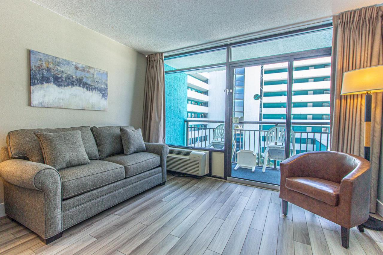 Landmark King Unit 716 Beautifully Renovated Sleeps 4 Myrtle Beach