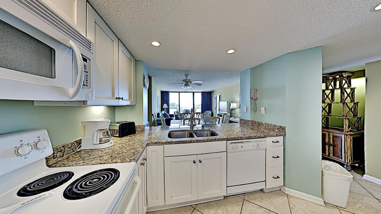 Onsite Putting Greens Southern Charm 2br Myrtle Beach