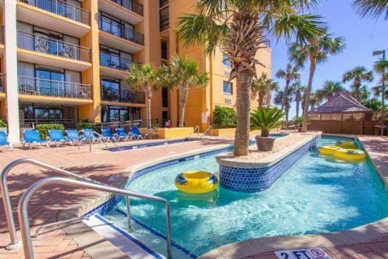 Oceanfront Double Queen 1 Bedroom Caravelle 1137