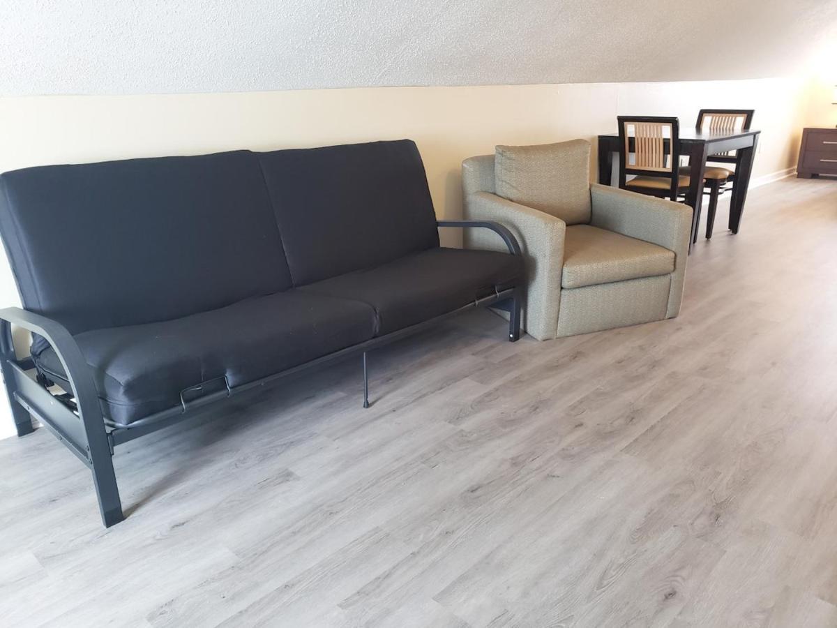 Garden City Unit G2 Apartment