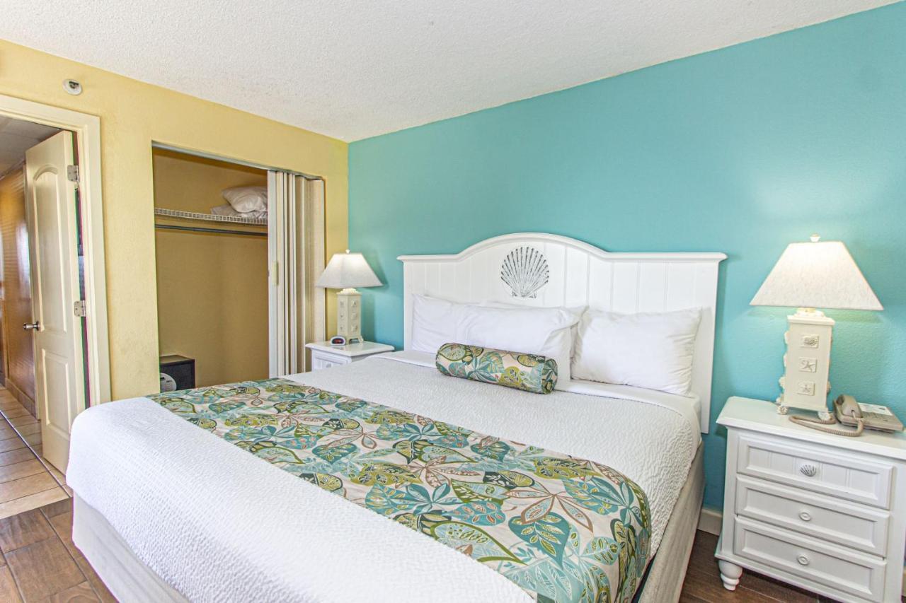 Holiday home Direct Oceanfront King Monterey Bay 1115 Sleeps 6 Guests