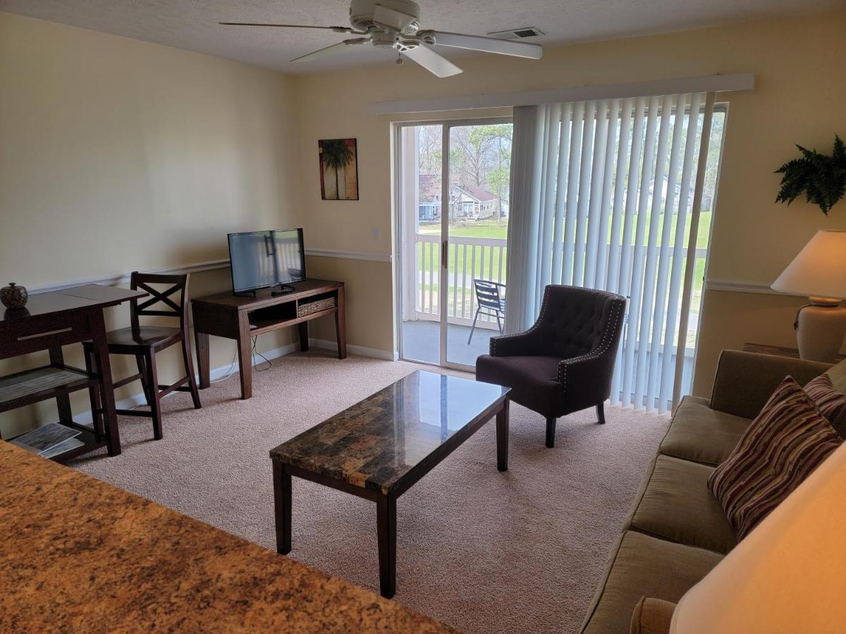 2nd Floor Sleeps 4 1 Bed 1 Bath Waterway Village 1e Apartment Myrtle Beach