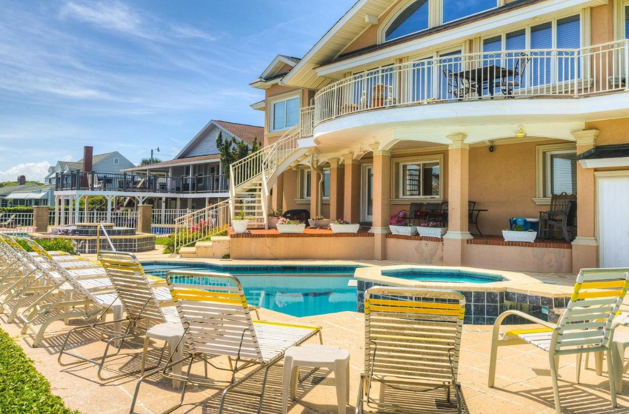 Oceanfront Pool Hot Tub Kitchen Washer Dryer Downtown *