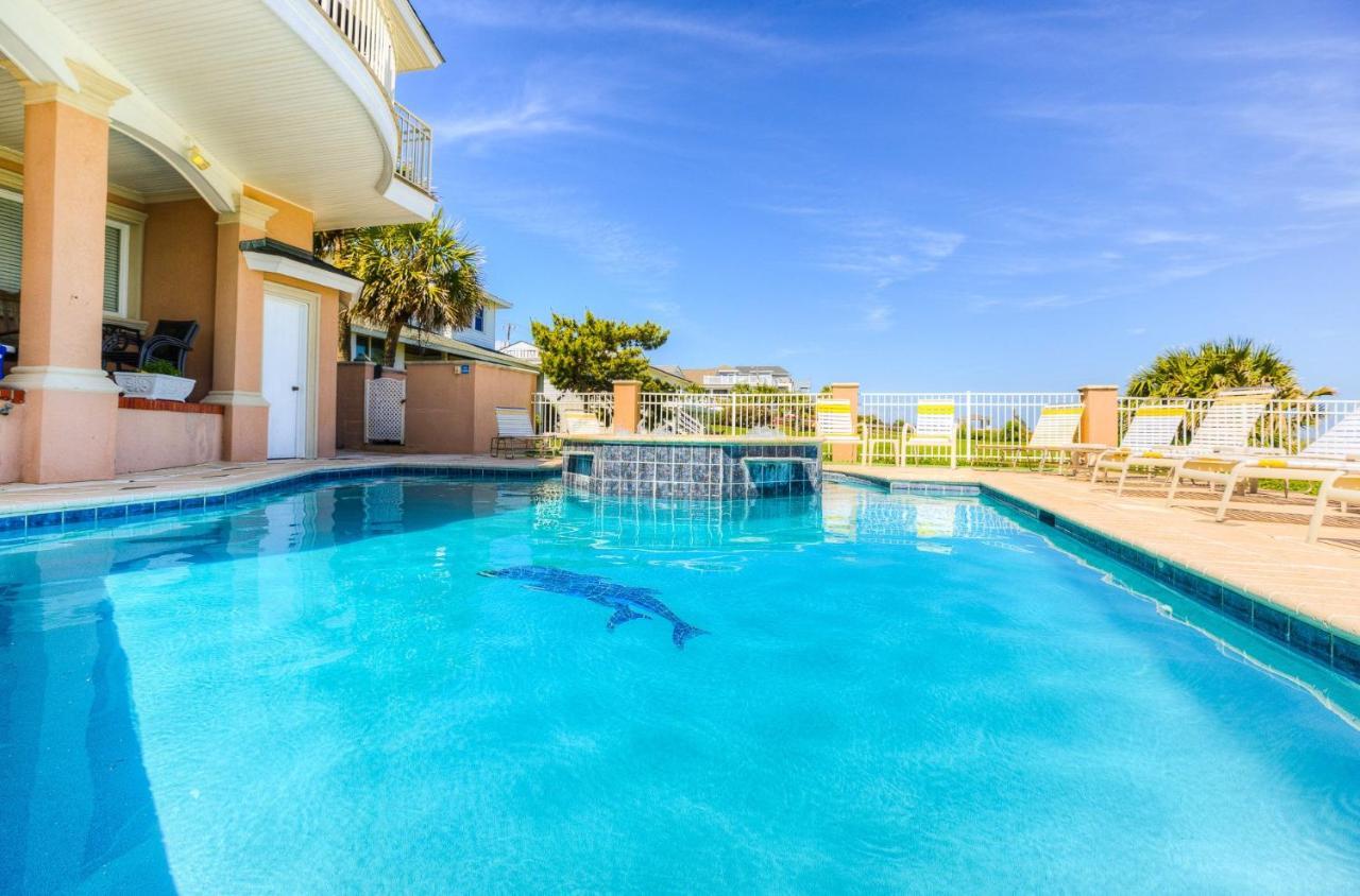 Oceanfront Pool Hot Tub Kitchen Washer Dryer Downtown *