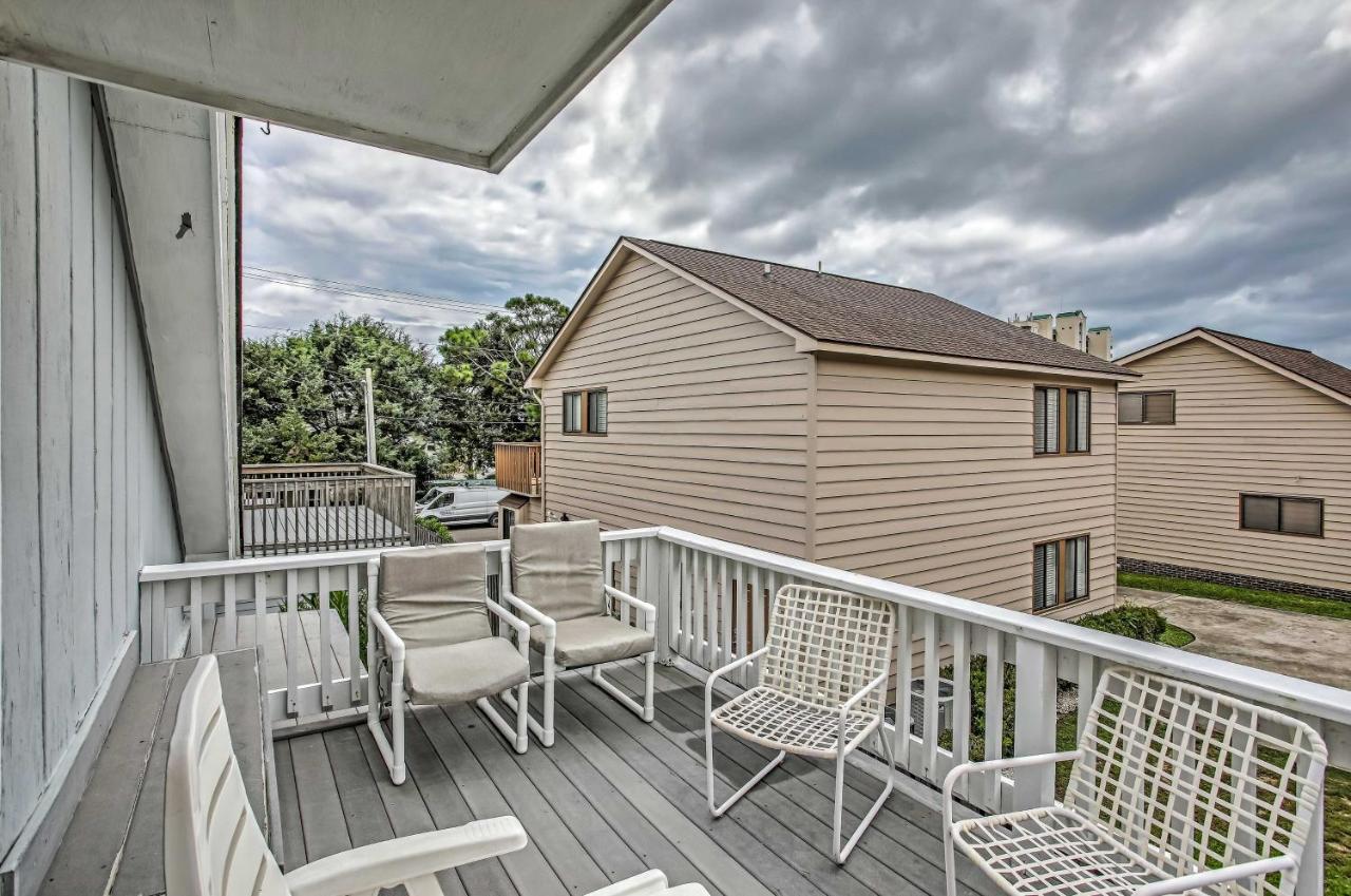 Holiday home North Myrtle With Patio - Walk To Beach! Myrtle Beach