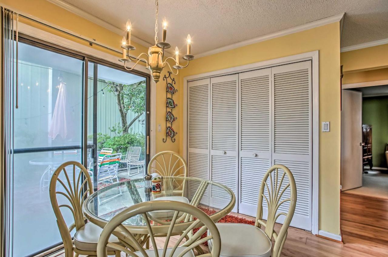 Holiday home North Myrtle With Patio - Walk To Beach! Myrtle Beach