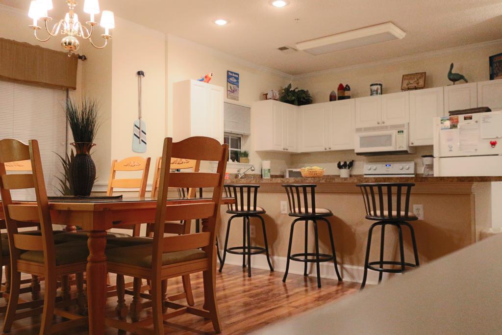 Myrtlewood Villa *