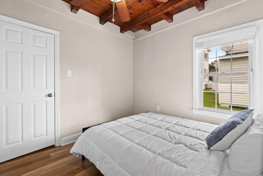 Unique Designed 2br With Parking