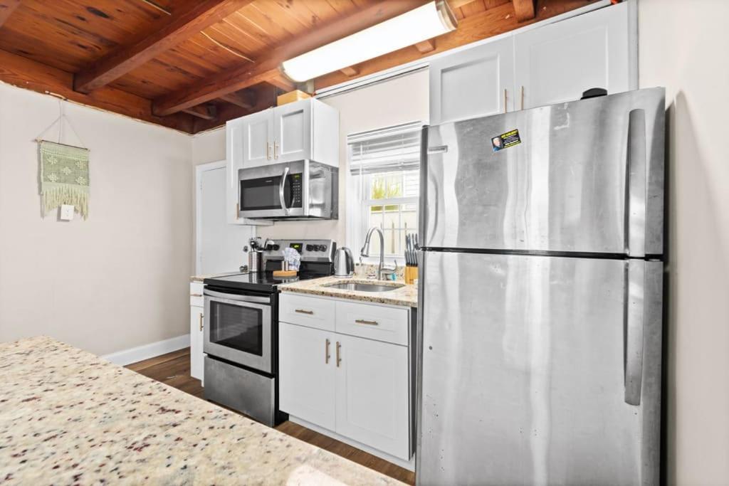 Unique Designed 2br With Parking Apartment Myrtle Beach