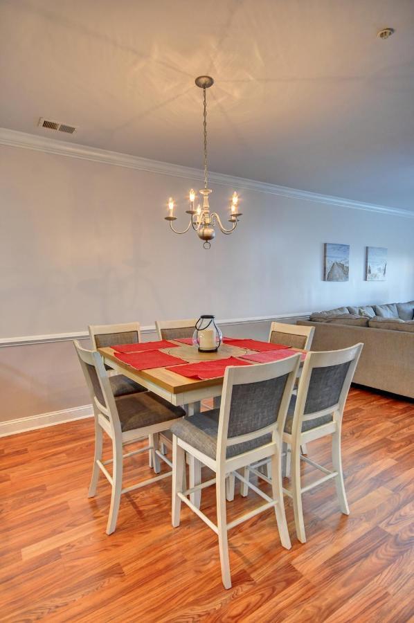 4827 Magnolia Drive, #302