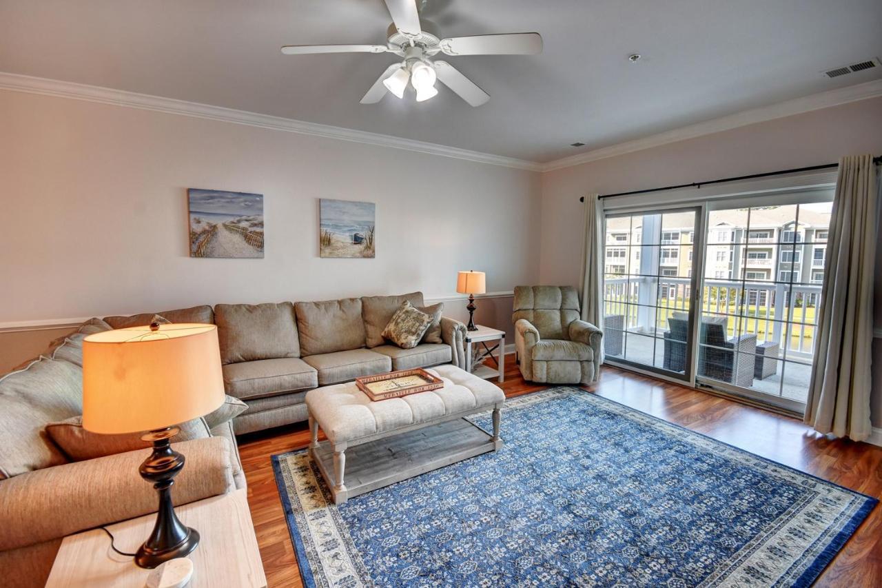 4827 Magnolia Drive, #302 *