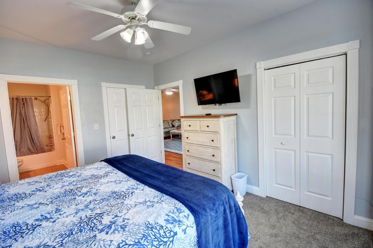 4827 Magnolia Drive, #302 Apartment Myrtle Beach