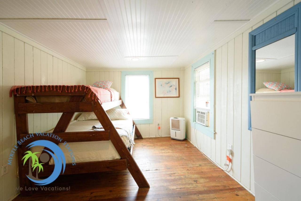 1st Floor Main Street Holiday home