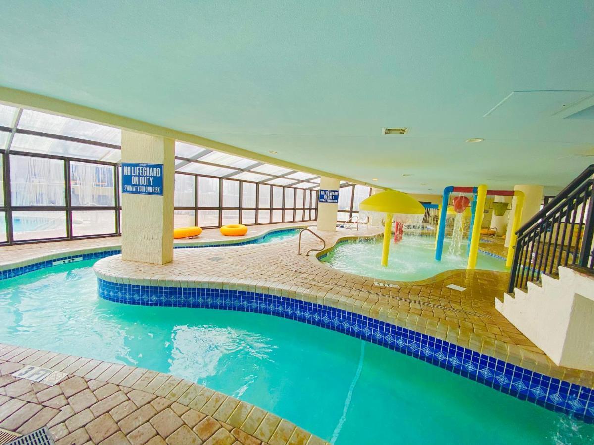 Apartment New ! Unique Oceanfront At Ocean Reef Resort-free Parking - Amazing Pools *