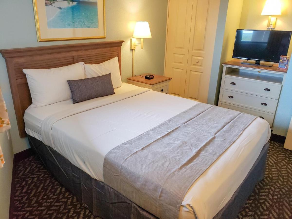 Apartment Oceanfront 3br 2ba Ocean Reef 1421