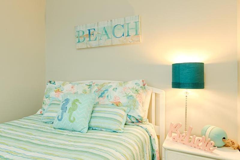 Sandy Dunes Oceanfront - Just Renovated June 2020 * Myrtle Beach