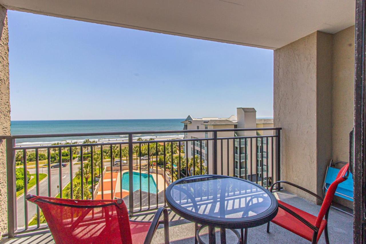 Holiday home Modern Oceanfront Double Queen Sleeps 6! Ocean Forest Plaza 607 *