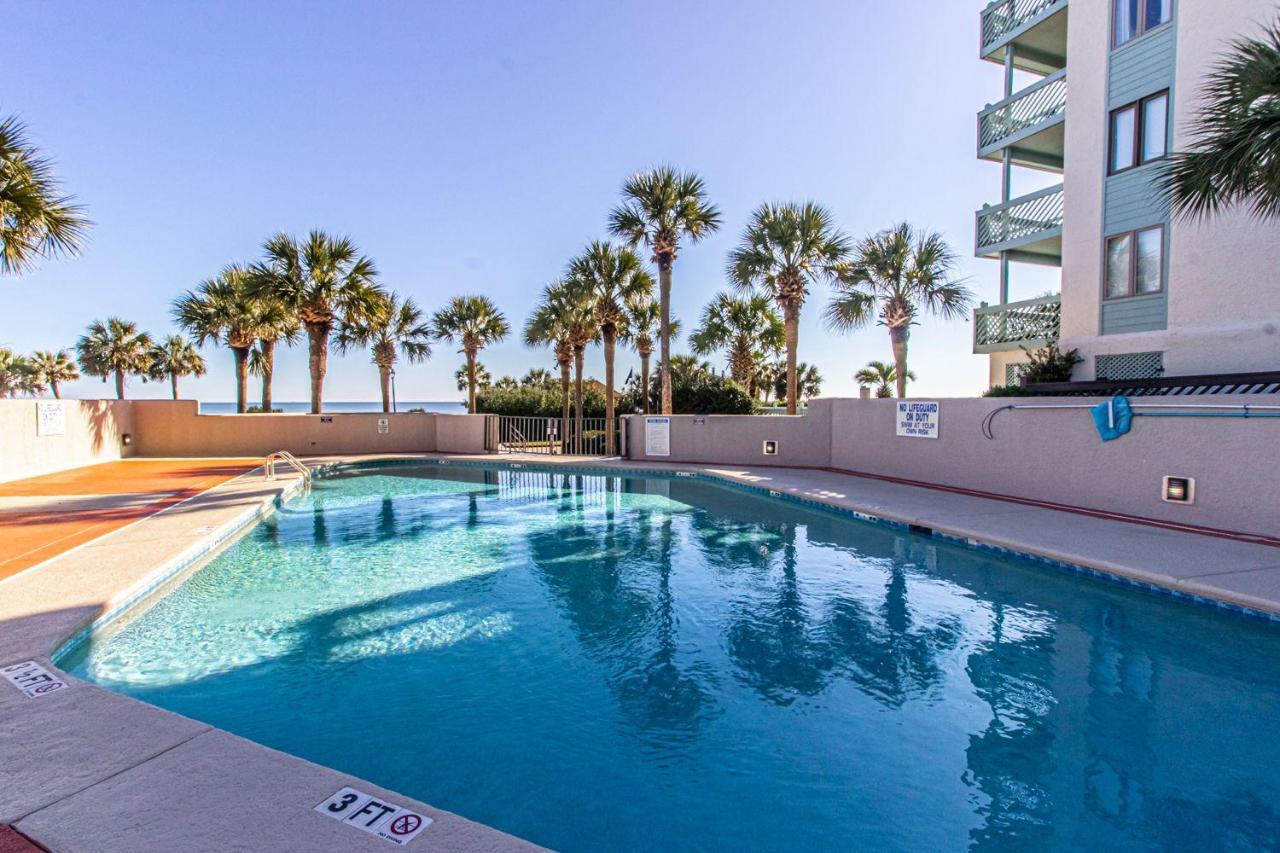 Modern Oceanfront Double Queen Sleeps 6! Ocean Forest Plaza 607 Holiday home