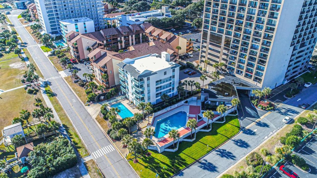 Modern Oceanfront Double Queen Sleeps 6! Ocean Forest Plaza 607 Holiday home Myrtle Beach