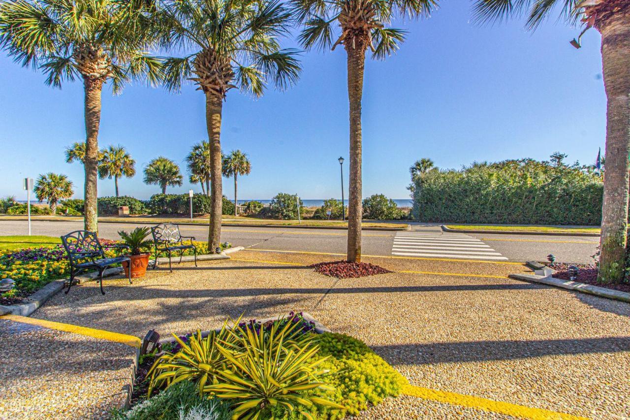 Modern Oceanfront Double Queen Sleeps 6! Ocean Forest Plaza 607