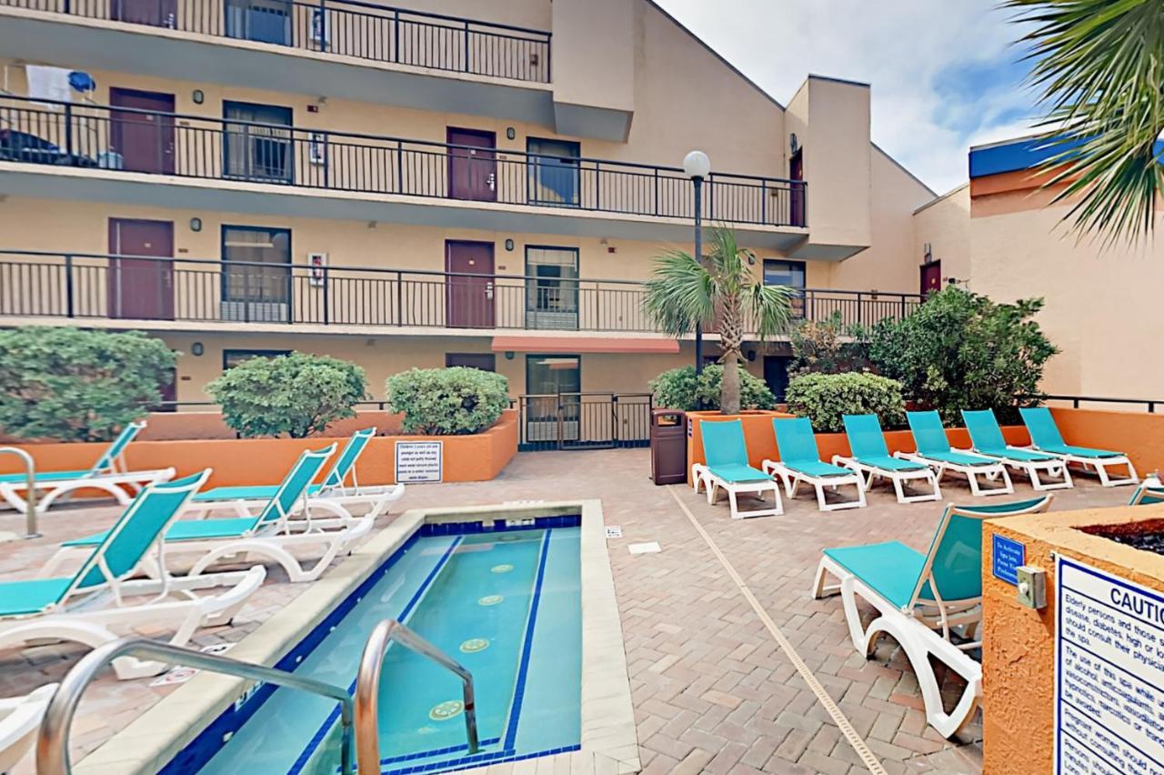 Direct Oceanfront King Monterey Bay 1115 Sleeps 6 Guests Holiday home