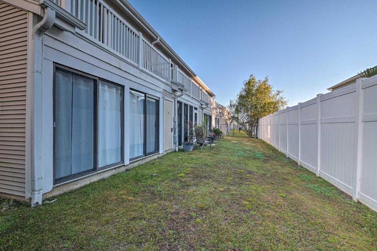 Myrtle With Community Perks And Pool! Apartment