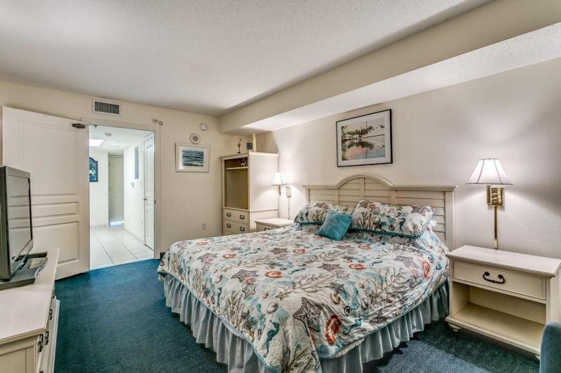 Baywatch 1718 Apartment *