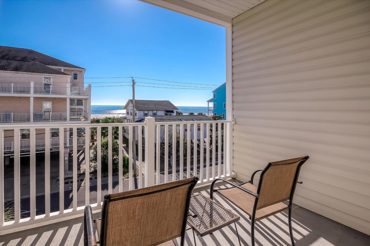 Apartment Coconut Grove 203
