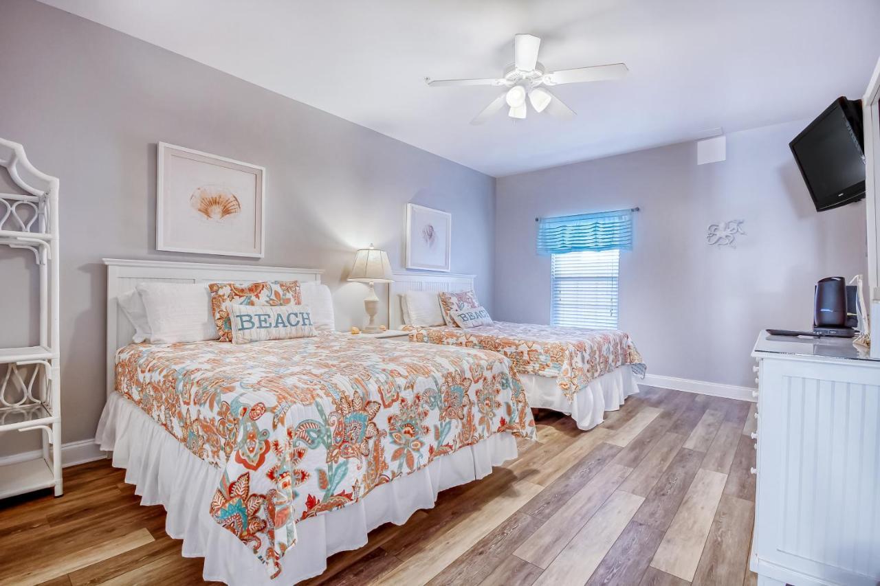 Apartment Coconut Grove 203