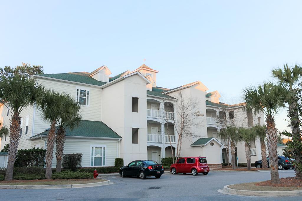 Resort River Oaks Golf