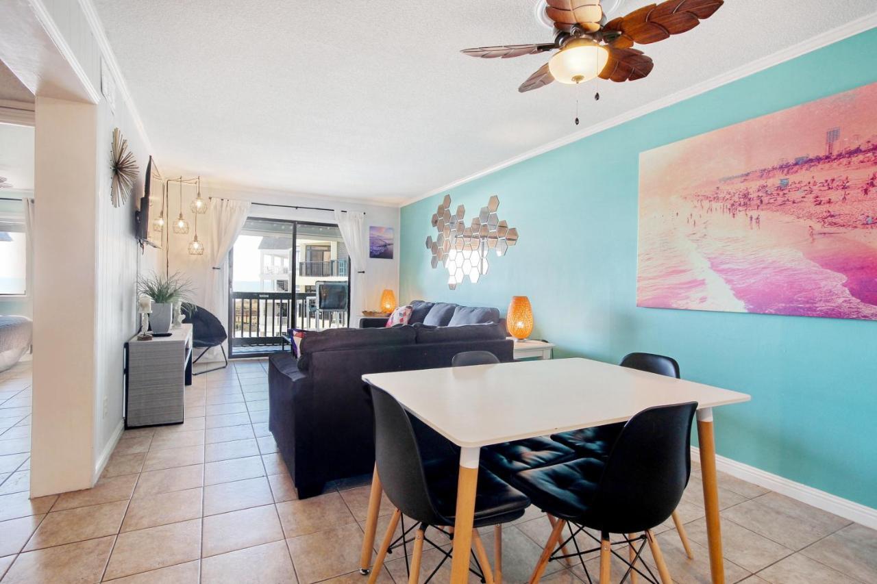 Cherry Grove Retreat & Sea Apartment *